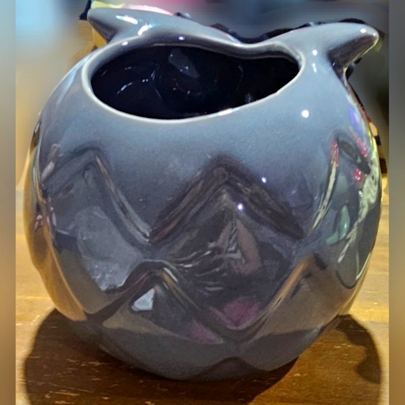 Ceramic - Picture 2 of 3